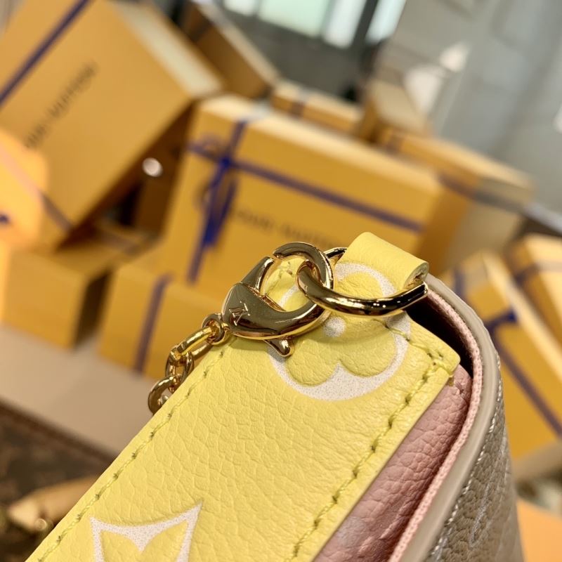 LV Purse